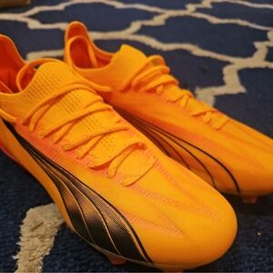 Puma Women Ultra Ultimate FG/AG Size 7.5